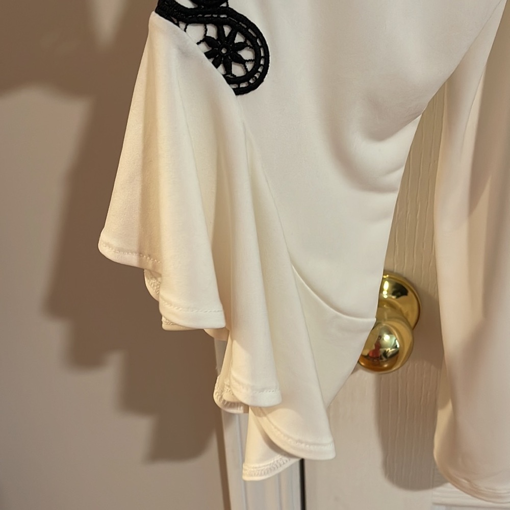 Chico’s Blouse - Picture 4 of 5